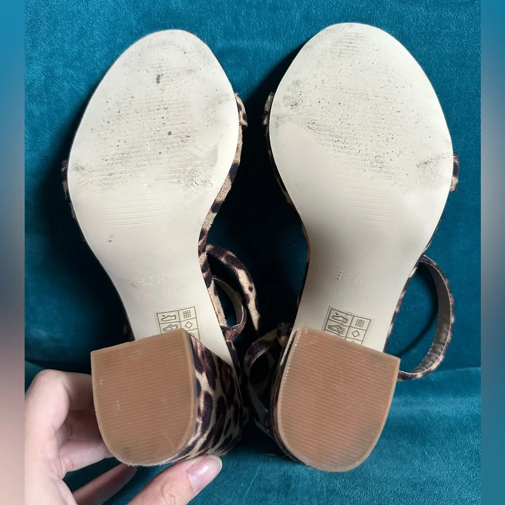 Lulu’s Raid Leopard Ankle Wrap Sandal - Size 39 - Picture 7 of 8